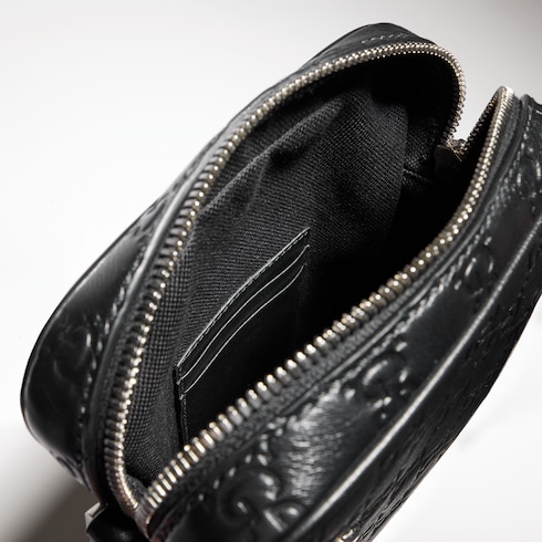 GG Emblem small crossbody bag