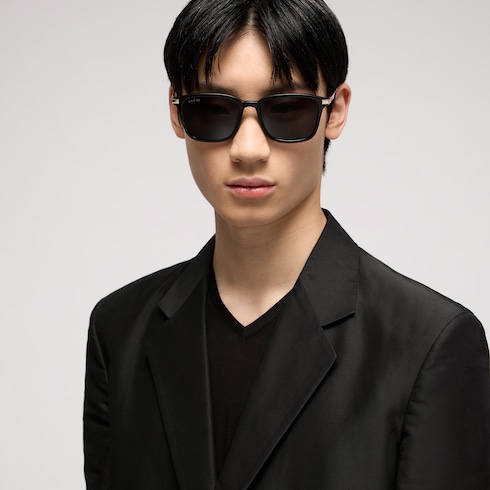 Low nose bridge fit square sunglasses