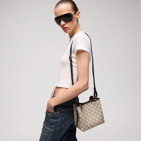 Kleine GG Emblem Bucket Bag