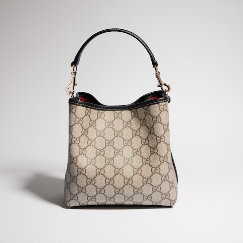 GG Emblem small bucket bag