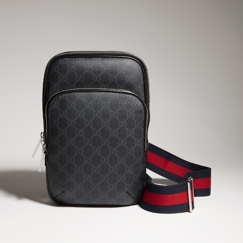 GG Black small slingbag