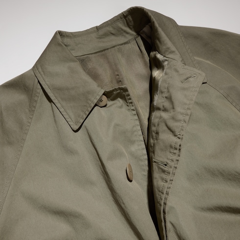 Compact cotton twill coat