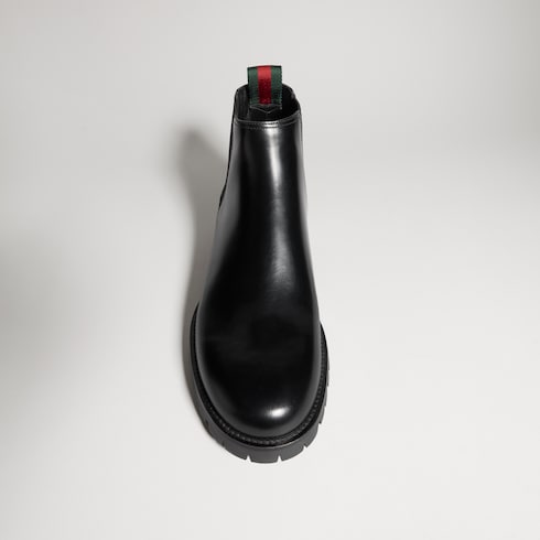 Men's ankle boot with elastic insert