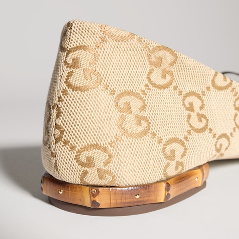 Women's ballerina with bamboo