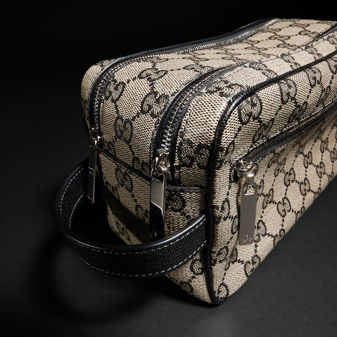 Gucci Essence Classic small toiletry case