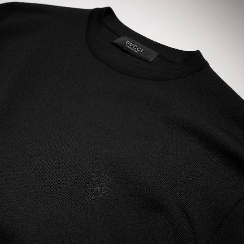 Wool sweater with embroidery