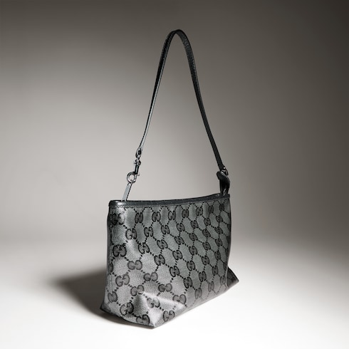 Kleine Pouch mit Riemen