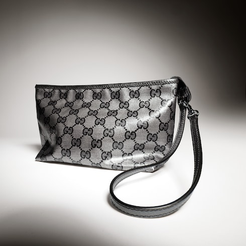 Kleine Pouch mit Riemen