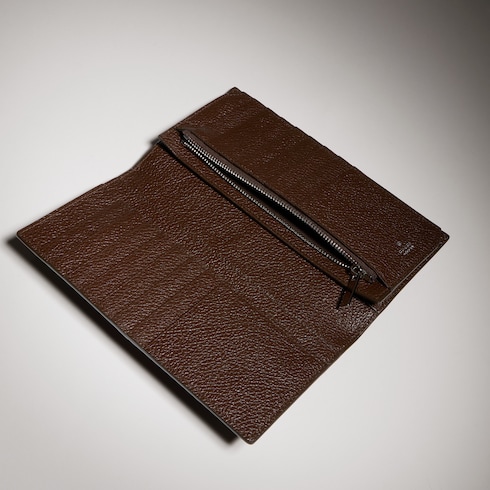 Long wallet with Web