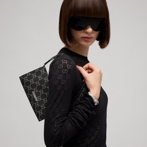 Kleine Pouch mit Riemen und Gucci Plakette