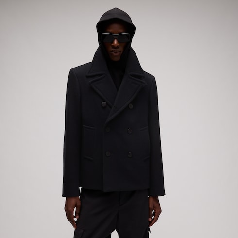 Manteau en laine feutrée avec broderie