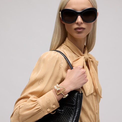 Bracciale con staffa