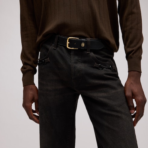 Belt with Interlocking G detail