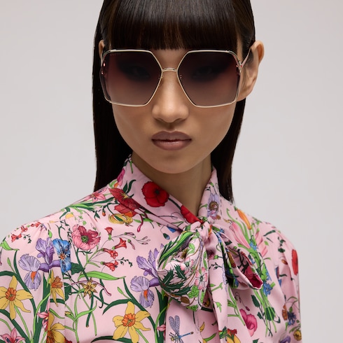 グッチ アイウェアオーバーサイズ スクエア サングラス | GUCCI® JP