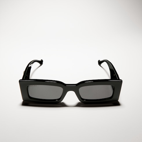 Gafas de sol con montura rectangular