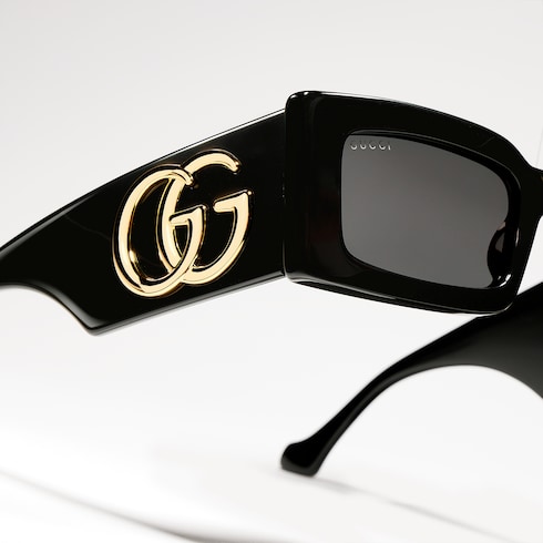 Gafas de sol con montura rectangular