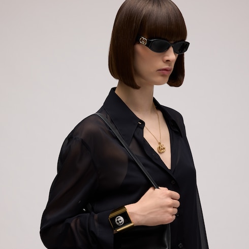Oval frame sunglasses