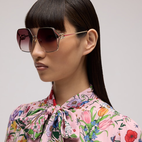 グッチ アイウェアオーバーサイズ スクエア サングラス | GUCCI® JP