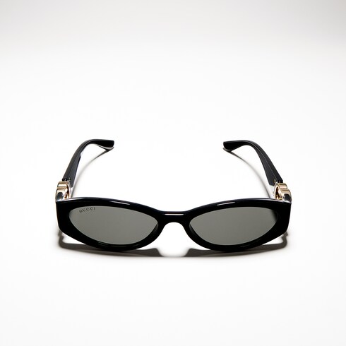 Oval frame sunglasses