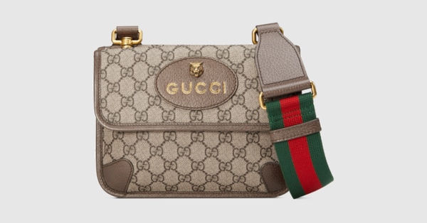 gucci gg supreme small messenger bag