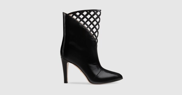 apple booties bottom Apple booties bottom