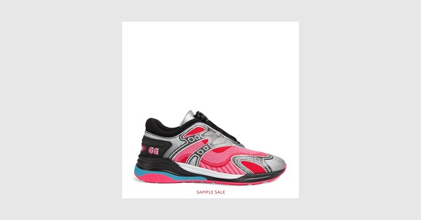 gucci pink bottom shoes