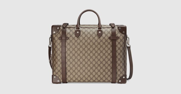 Maleta con detalles en piel en lona GG Supreme | GUCCI® ES
