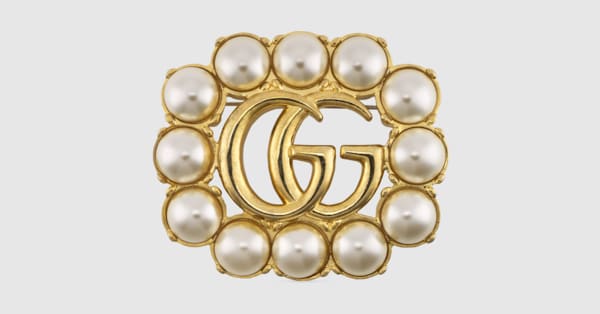 Pearl Double G brooch in gold metal | GUCCI® US