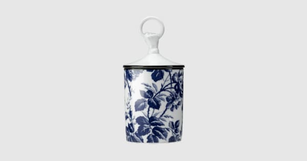 GUCCI バスケットキャンドル FREESIA Herbarium print candle, Freesia scent in blue and white porcelain