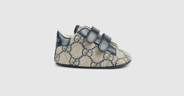 Baby Gucci Ace sneaker in blue and grey GG Supreme | GUCCI® US