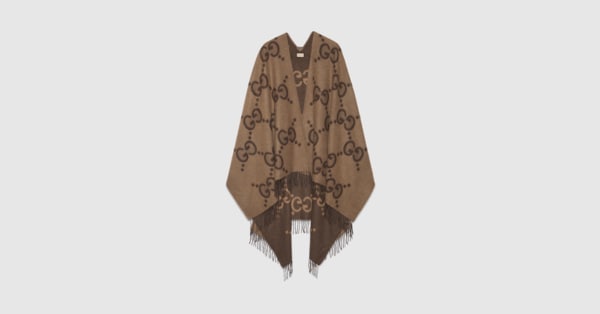 Reversible jumbo GG cashmere cape in beige and dark brown