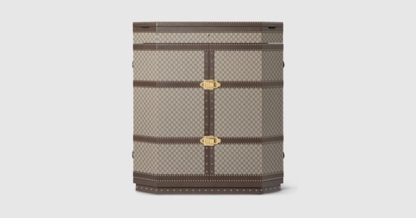 GUCCI（ポンチョ）のフリマアイテム一覧