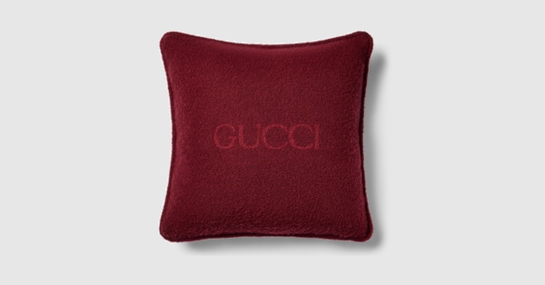 gucci グッチ　ベア ウール クッション gucci グッチ ベア ウール クッション - メルカリ