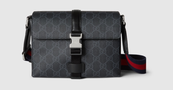 816953_FAD8C_1049_001_070_0000