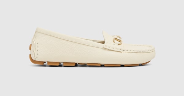 【関税&送料込】Gucci Ivory Leather Loafers Women's driver loafer in ivory grainy leather | GUCCI® US