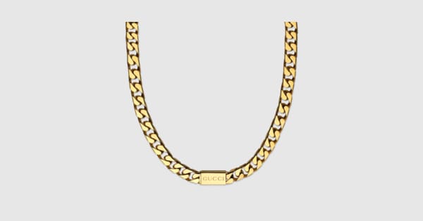 【黒さん専用】GUCCI ロゴチャーム 　スクリプト　チェーンネックレス GUCCI スクリプト チェーン ネックレス ・イエローゴールド