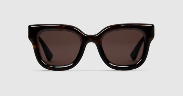Round frame sunglasses in dark brown | GUCCI® US