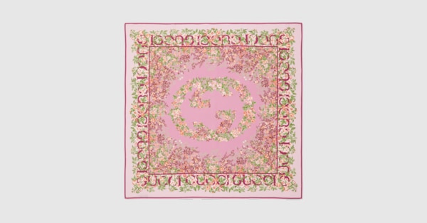 GUCCI９号 Printed silk twill carré in light blue | GUCCI® US