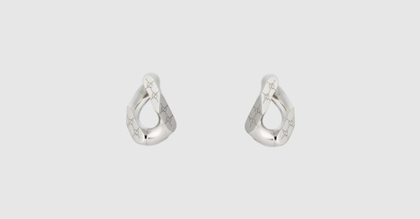  特価ブログのポータルサイト グッチ シグネチャー エングレービング ピアスシルバートーン アクセサリー