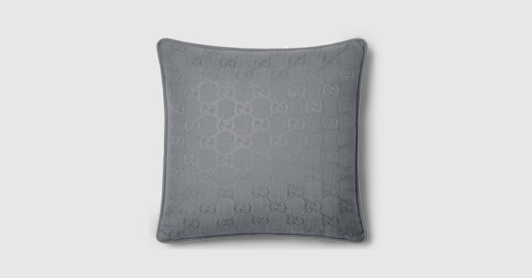 795682_ZARED_1401_001_078_0000