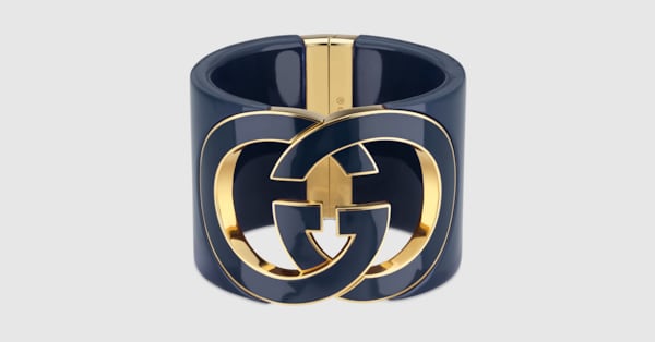 Vincent　　　　　GUCCI　palm cuff✨パームカフ Gucci Loved Palm Cuff with Crystals | Rent Gucci jewelry for