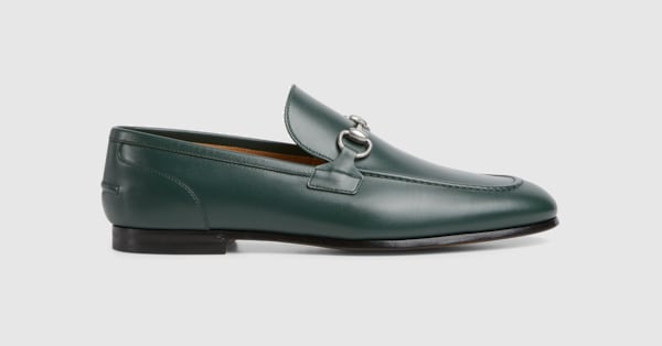 834289_AADCW_3020_001_100_0000