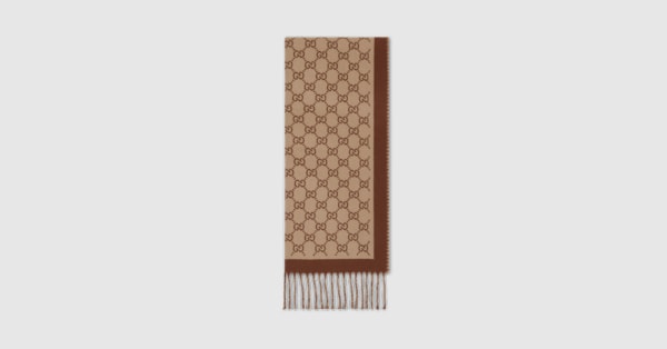 GUCCI グッチ スカーフ GG ベージュ系 GG cashmere scarf in brown and beige | GUCCI® CA