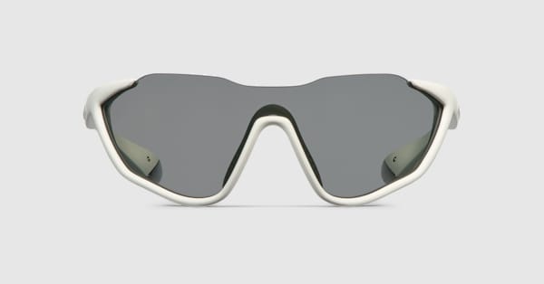 Mask-shaped sunglasses in white | GUCCI® US