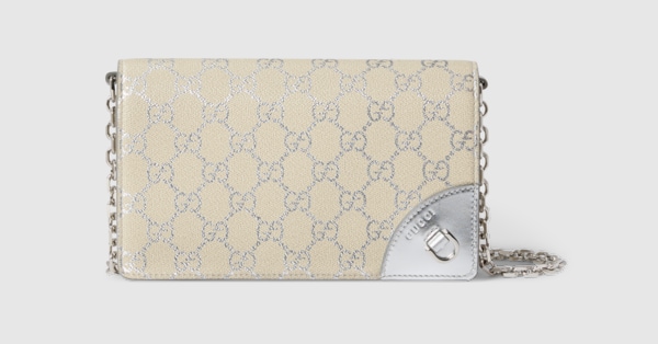 GGエンブレム〕チェーンウォレット ・ベージュ＆シルバー GG