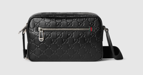 850242_AAFOM_1053_001_074_0000