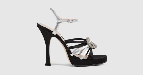 Women's pump with crystal Interlocking G in black and silver