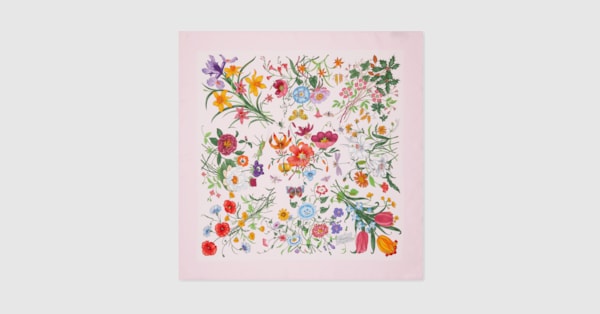 Printed silk twill carré in light pink and pink | GUCCI® US