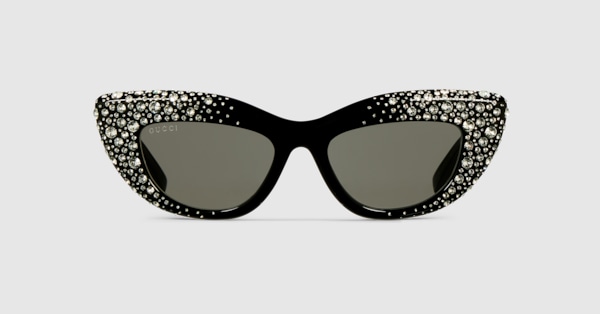 Cat-eye frame sunglasses in black | GUCCI® US