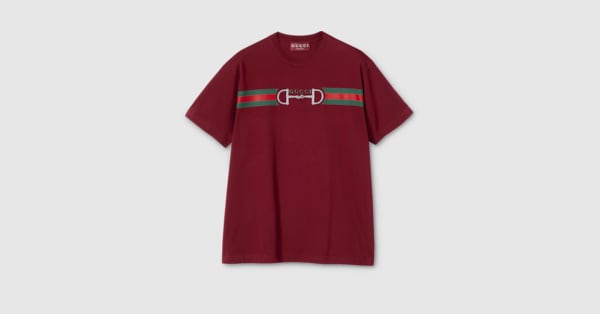 【新品】GUCCI BANDロゴ入りレッドTシャツ 18/24 Gucci Band Flag Embroidered Big Logo For Men Red 565806-XJB2W-6229